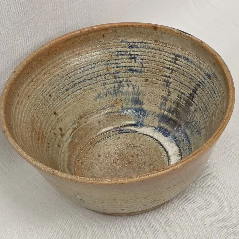 Signed Studio Art Pottery Stoneware Bowl Blue Brown Speckled Glaze 5.5